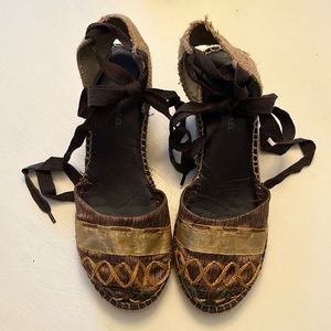Gently worn Eric Michaels espadrilles
